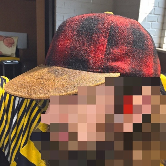 VTG Wool Leather Brim Plaid Hat Strapback Cap Red Black Brown Adjustable Smaller - Picture 9 of 10